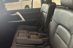 2020 Toyota Landcruiser VX