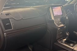 2020 Toyota Landcruiser VX