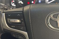 2020 Toyota Landcruiser VX