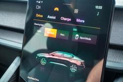 2021 Polestar
2 Long range Dual motor