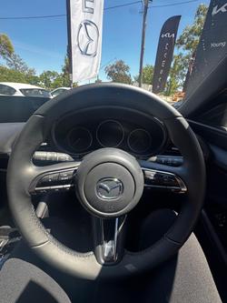 2025 Mazda 3 G20 Evolve