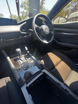 2025 Mazda 3 G20 Evolve