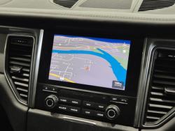 2017 Porsche Macan Turbo