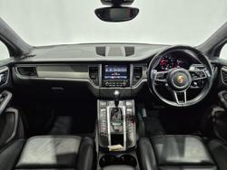 2017 Porsche Macan Turbo 95B MY17 AWD Agate Grey