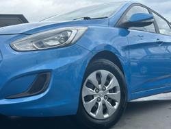 2017 Hyundai Accent Active
