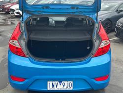 2017 Hyundai Accent Active