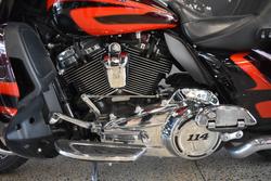 2017 Harley-davidson FLHTKSE CVO LIMITED RED