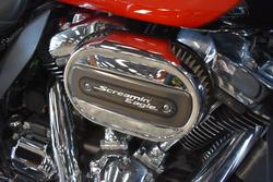 2017 Harley-davidson FLHTKSE CVO LIMITED RED