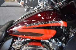 2017 Harley-davidson FLHTKSE CVO LIMITED RED
