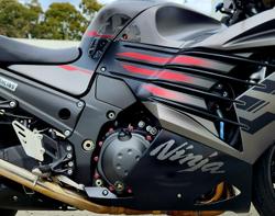 2022 Kawasaki Ninja ZX-14R ABS (ZX1400J) Ninja Grey