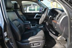 2018 Toyota Landcruiser VX