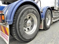 2018 Kenworth
                T909 Prime Mover 