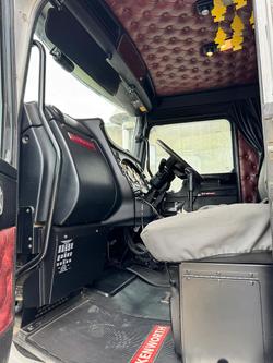 2018 Kenworth
                T909 Prime Mover 