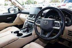 2022 Toyota Landcruiser Sahara ZX