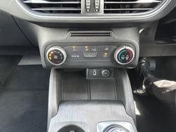 2019 FORD FOCUS TREND