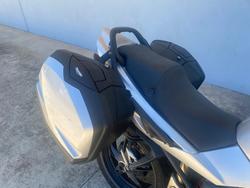 2006 Triumph SPRINT ST (ABS)