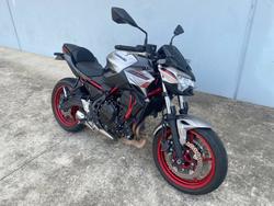 2022 Kawasaki Z650 RS Silver