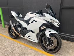 2023 Kawasaki NINJA 400 LAMS WHITE