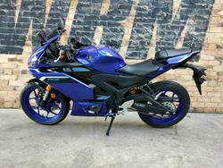 2025 YAMAHA YZF-R3 ROAD BLUE