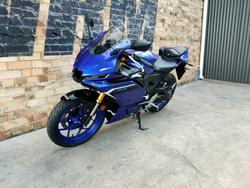 2025 YAMAHA YZF-R3 ROAD BLUE