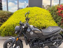 2022 Benelli LEONCINO (ABS) BLACK