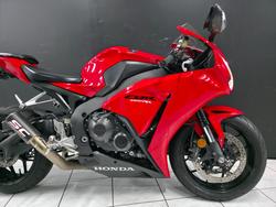 2015 Honda CBR1000RR (FIREBLADE) Red