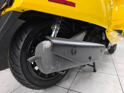 2023 Lambretta V 200 SPECIAL Yellow