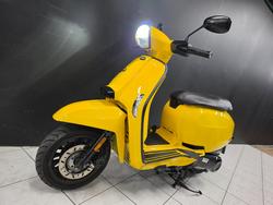 2023 Lambretta V 200 SPECIAL Yellow