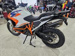 2023 KTM SUPER ADVENTURE R ORANGE