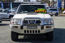 2012 Nissan Navara ST-R