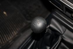 2012 Nissan Navara ST-R