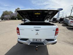 2016 Mitsubishi Triton Exceed