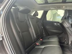 2022 Volvo XC60 B5 Inscription