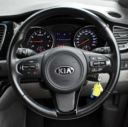 2015 Kia Carnival S