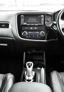 2014 Mitsubishi Outlander PHEV Aspire