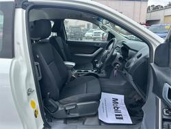 2017 MAZDA BT-50 XT (4x4)