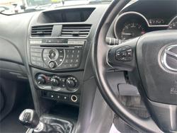 2017 MAZDA BT-50 XT (4x4)