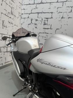 2022 Suzuki Hayabusa (GSX1300R) Hayabusa Grey