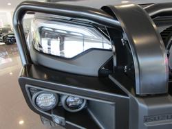 2025 Isuzu D-MAX X-TERRAIN