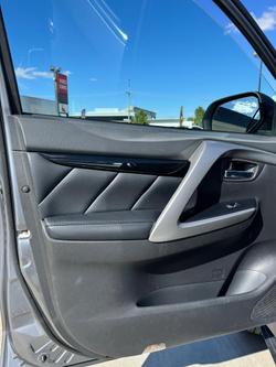 2017 Mitsubishi Pajero Sport GLS QE MY17 4X4 Dual Range Titanium