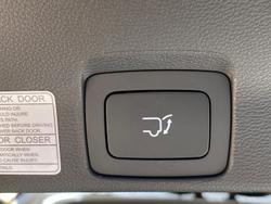 2025 LDV D90 Executive