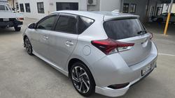 2017 Toyota Corolla SX