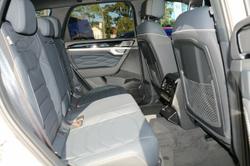 2025 Volkswagen Touareg 210TDI R-Line