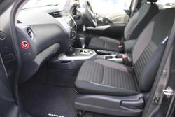 2024 Nissan Navara ST