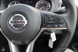 2024 Nissan Navara ST