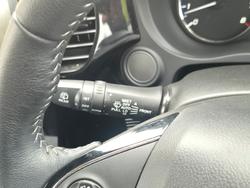 2021 Mitsubishi
Outlander ES