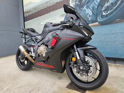 2017 Honda CBR1000RR (FIREBLADE) ABS Black