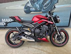 Triumph Street Triple RS