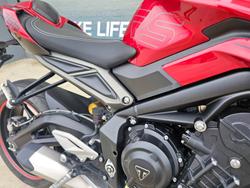 2024 Triumph STREET TRIPLE RS Red