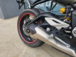 2024 Triumph STREET TRIPLE RS Red